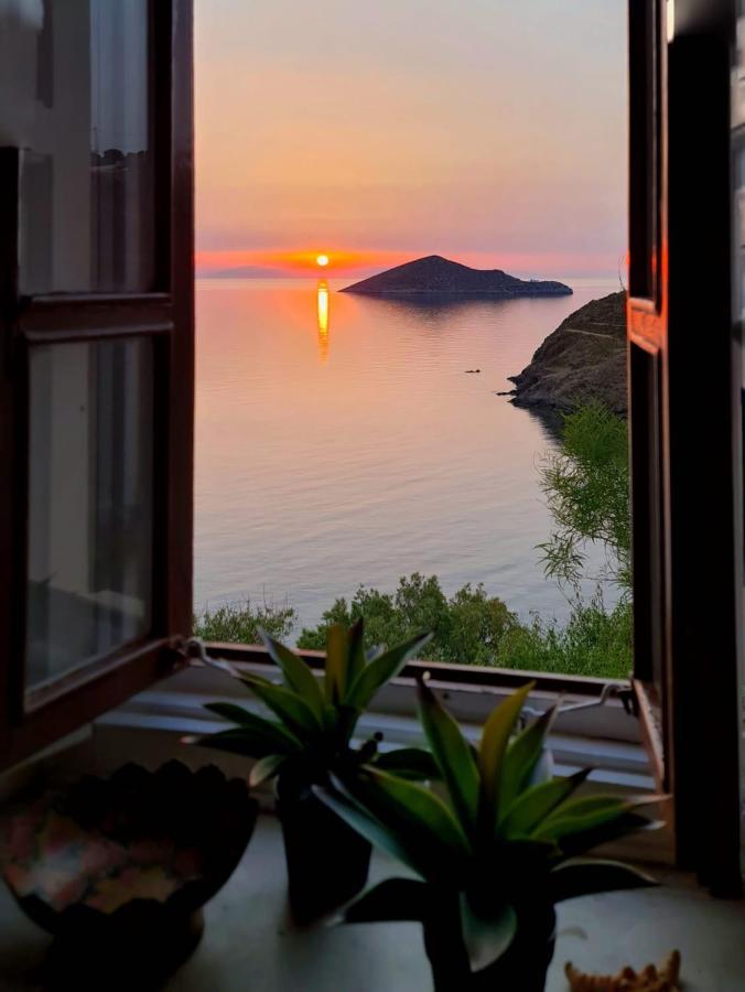 Ivi Beach Front Villa, Leros Vromolithos Ngoại thất bức ảnh